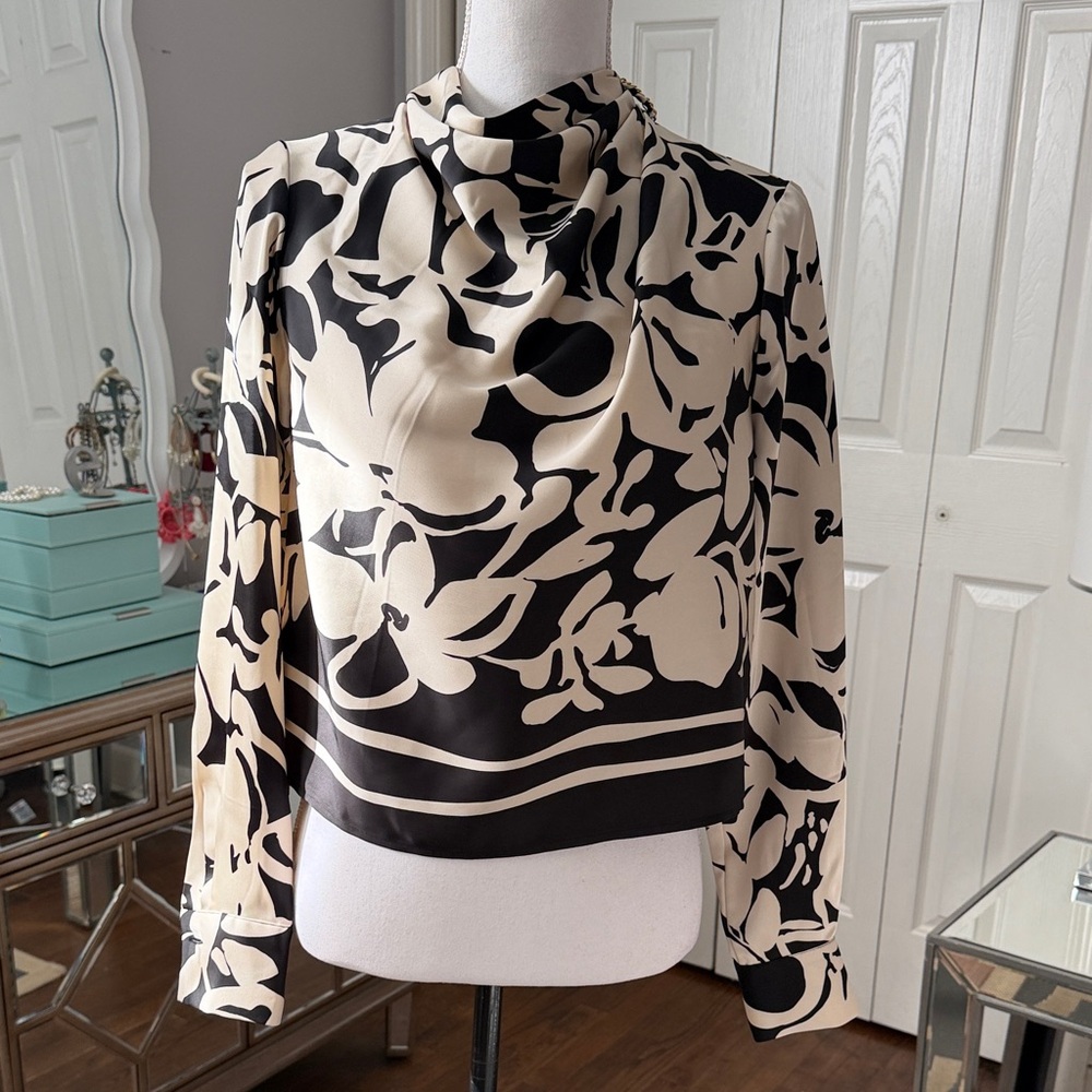 Rachel Zoe Gorgeous Black & Cream Draped Neck Boxy Blouse Sz XS NWT ❤️❤️❤️
